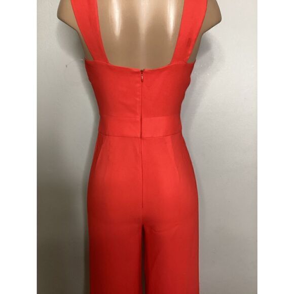 New. Lewit red cropped wide legged jumpsuit. With twisted detail. Size 4/6 - Picture 6 of 12